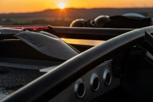 Morgan Plus Four CX-T Sondermodell limitiert Offroader Allradantrieb Rally Raid Neuheit Sportwagen