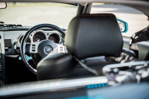 Nissan 350Z Tuning Bodykit Folierung Airride Luftfahrwerk Felgen Bremsen Innenraum-Veredelung Sportwagen Coupé Frankreich