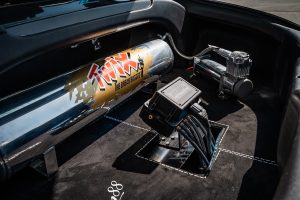 Nissan 350Z Tuning Bodykit Folierung Airride Luftfahrwerk Felgen Bremsen Innenraum-Veredelung Sportwagen Coupé Frankreich