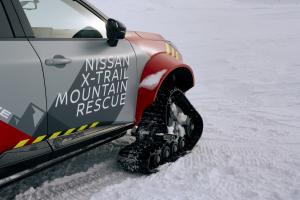 Nissan-X-Trail-Mountain-Rescue