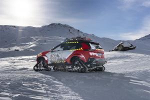 Nissan-X-Trail-Mountain-Rescue
