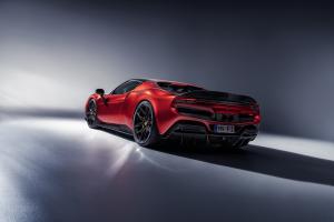 Novitec Ferrari 296 GTB Tuning Carbon-Karosserieteile Felgen Fahrwerk Abgasanlage Hybrid Mittelmotor-Sportwagen