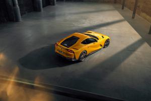 Novitec Ferrari 812 Superfast Sportcoupe Carbon-Aerodynamikteile Schmiedefelgen Fahrwerk Abgasanlage