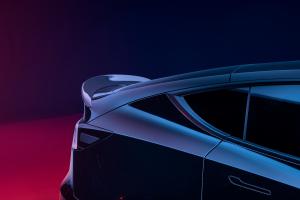 Novitec Tesla Model Y Tuning Carbon-Bodykit Felgen Gewindefahrwerk Tieferlegung Innenraum-Veredelung