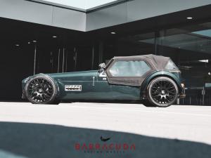 VM 77: Lotus Seven-Replika auf Barracuda Karizzma-Felgen