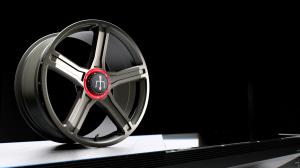 POSAIDON Evolution One: die weltweit erste mehrteilige Vollcarbon-Felge