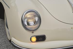 Porsche 356 A 1600 Super Speedster 1957 Oldtimer Klassiker Reutter Abgasanlage Felgen Restaurierung RM Sotheby's