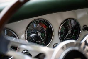 Porsche 356 A 1957 Emory Motorsports Outlaw Motor Leistungssteigerung Fahrwerk Felgen Scheibenbremsen Innenausstattung