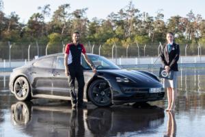 Porsche Taycan Elektroauto Einstiegsmodell Heckantrieb Drift-Rekord Hockenheim