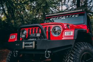 Quadratec Jeep Wrangler Workshop High School Jugendliche Petersen Automotive Museum Los Angeles Projektfahrzeug