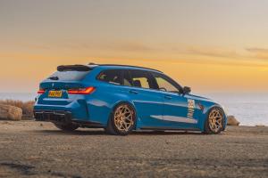 R44 Performance BMW G81 M3 Touring Carbon-Karosserieteile Felgen Airride Tieferlegung Leistungssteigerung Innenraum-Veredelung Topmodell SEMA Show 2023 Topmodell Kombi