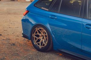 R44 Performance BMW G81 M3 Touring Carbon-Karosserieteile Felgen Airride Tieferlegung Leistungssteigerung Innenraum-Veredelung Topmodell SEMA Show 2023 Topmodell Kombi