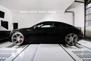 Audi RS5 Speed-Buster