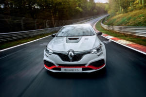 Renault Mégane RS Trophy-R Rundenrekord frontgetriebene Serienfahrzeuge Nürburgring Nordschleife Kompaktsportler Hot Hatch