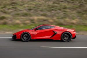 Rezvani Beast Hypercar Mittelmotor-Sportwagen Biturbo-V8 Carbon-Karosserie Felgen USA