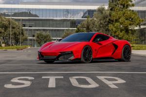Rezvani Beast Hypercar Mittelmotor-Sportwagen Biturbo-V8 Carbon-Karosserie Felgen USA