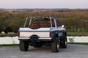 Ringbrothers Chevrolet K5 Blazer BULLY Tuning Restomod LS3-V8 Offroad-Fahrwerk Felgen Bremsanlage Innenraum Neuausstattung