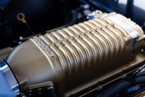 Ringbrothers Chevrolet K5 Blazer BULLY Tuning Restomod LS3-V8 Offroad-Fahrwerk Felgen Bremsanlage Innenraum Neuausstattung