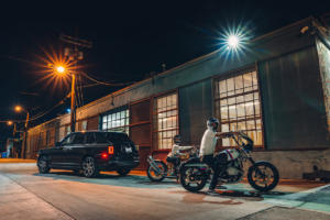 Rolls-Royce-Cullinan-Luxus-SUV-in-Los-Angeles-automobile-Subkultur-Nacht-13