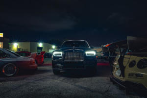 Rolls-Royce-Cullinan-Luxus-SUV-in-Los-Angeles-automobile-Subkultur-Nacht-15