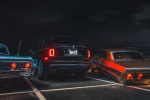 Rolls-Royce-Cullinan-Luxus-SUV-in-Los-Angeles-automobile-Subkultur-Nacht-2