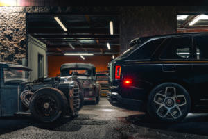 Rolls-Royce-Cullinan-Luxus-SUV-in-Los-Angeles-automobile-Subkultur-Nacht-9
