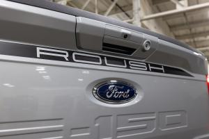Roush Performance Ford F-150 Tuning Karosserieteile Felgen Fahrwerk Abgasanlage Innenraum-Veredelung US-Car Pick-up Truck