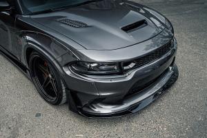 S. Bader Karosserie und Lack Tuning Dodge Charger SRT Hellcat Lion's Kit Breitbau Widebody Tieferlegung Felgen Fahrwerks-Optimierung