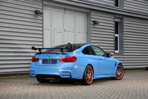 BMW F82 M4 von Mantec Racing