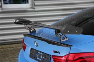 BMW F82 M4 von Mantec Racing
