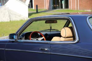 Mercedes C123 230 CE blau