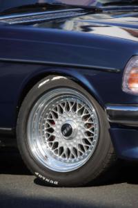 Mercedes C123 230 CE blau
