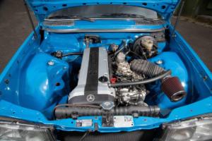 Mercedes-Benz W123 230 E 3.0-24V blau