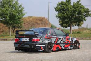 BMW E36 323i Coupé BMW Power 6-19