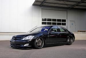 Mercedes-Benz W221 S 500: Low Luxury!
