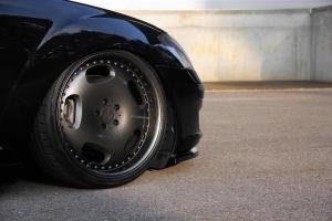 Mercedes-Benz W221 S 500: Low Luxury!