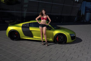 Stier Tuning Audi R8 42 V10 5.2 FSI Mittelmotor Sportwagen Felgen Fahrwerk Folierung Anbauteile Model Crissy