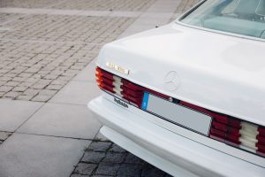 Styling Garage Mercedes-Benz C126 500 SEC Gullwing 1984 Sonderbau Flügeltüren RM Sothebys Versteigerung Auktion