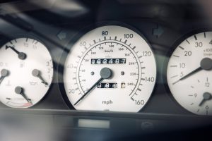 Styling Garage Mercedes-Benz C126 500 SEC Gullwing 1984 Sonderbau Flügeltüren RM Sothebys Versteigerung Auktion