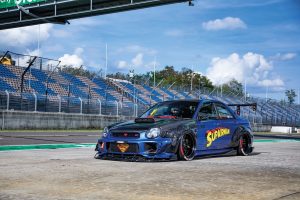 Subaru Impreza WRX STi Tuning Carbon Breitbau Bodykit Motor Leistungssteigerung Felgen Fahrwerk Airride Bremsen Innenraum-Veredelung Showcar Supairman