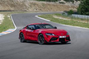 Toyota GR Supra Lightweight EVO Sportcoupé Felgen Fahrwerk Bremsen Karosserie Innenraum