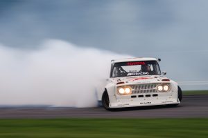 Toyota Stout 1900 Pick-up Drift Car Tuning Motorsport Ryan Tuerck Motor Gewindefahrwerk Felgen Bremsen Widebody Karosseriekit Innenraum