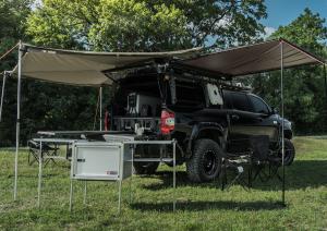 Toyota Tundra Platinum Kevin Costner Offroad-Pick-up SEMA Show 2018 Las Vegas