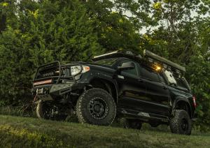 Toyota Tundra Platinum Kevin Costner Offroad-Pick-up SEMA Show 2018 Las Vegas
