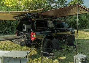 Toyota Tundra Platinum Kevin Costner Offroad-Pick-up SEMA Show 2018 Las Vegas