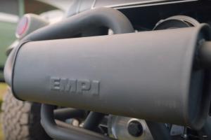 Twisted TBug Restomod VW Baja Käfer Leistungssteigerung Fahrwerk Felgen Reifen Innenraum-Upgrade