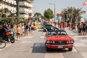 U.S. Car on the Beach 2023 Treffen Event Italien Lignano Sabbiadoro Italian Bike Week