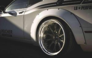 Dodge Challenger R/T Shaker von Peicher Performance