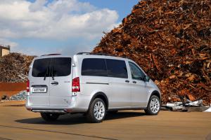 Robuste Optik für V-Klasse und Vito Hartmann Vansports