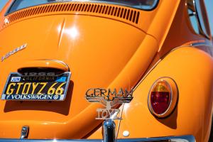 VW 1300 Käfer Oldtimer Klassiker USA Restaurierung Lackierung Tieferlegung Fahrwerk Motor-Upgrade Felgen Bremsanlagen Innenraum-Veredelung